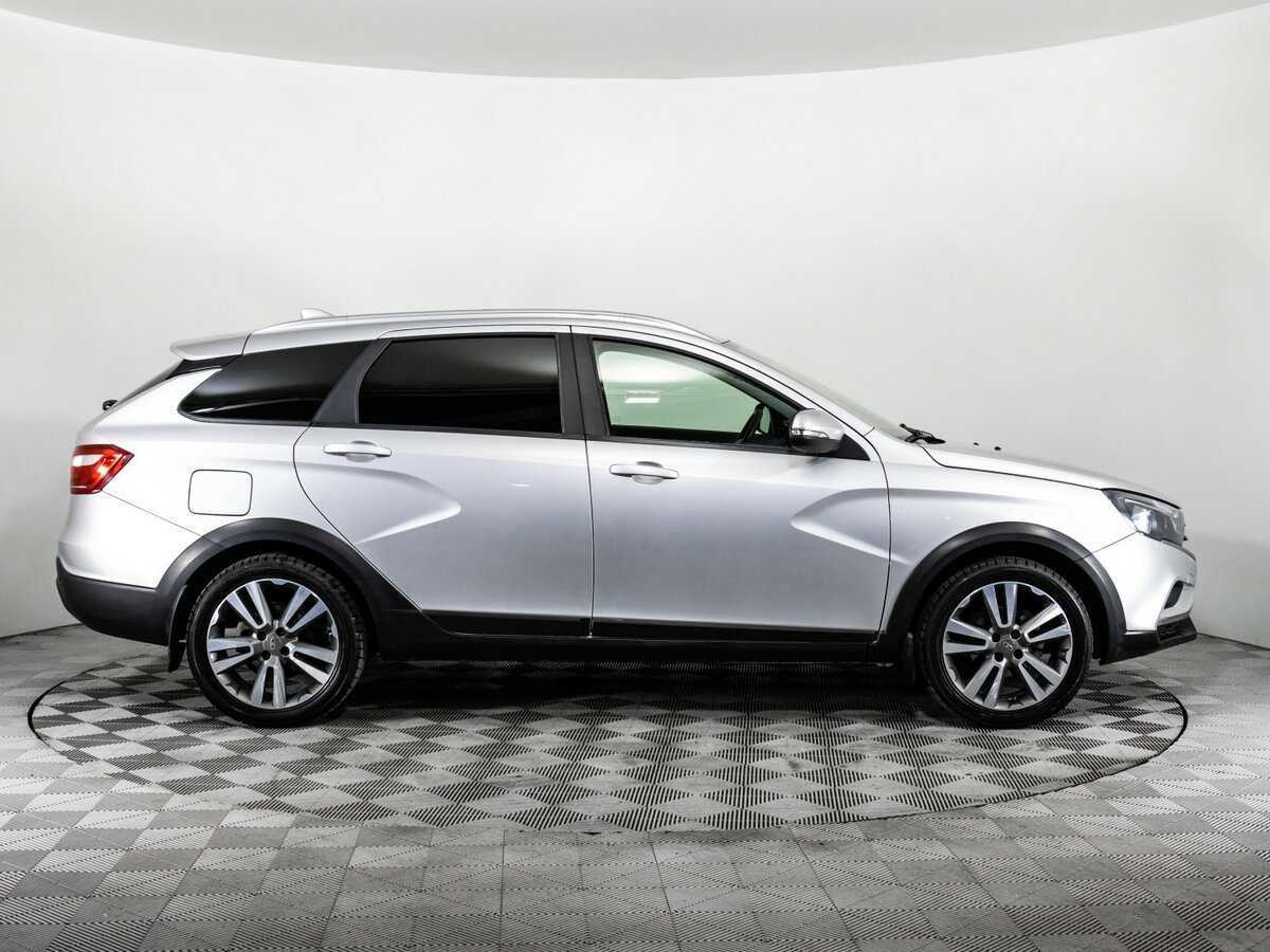 Lada (ВАЗ) Vesta SW, 2019 - фото №4